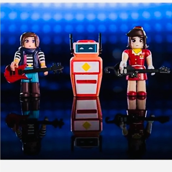 Roblox Celebrity collection Roberts Game Pack with exclusive virtual item - Picture 5 of 13